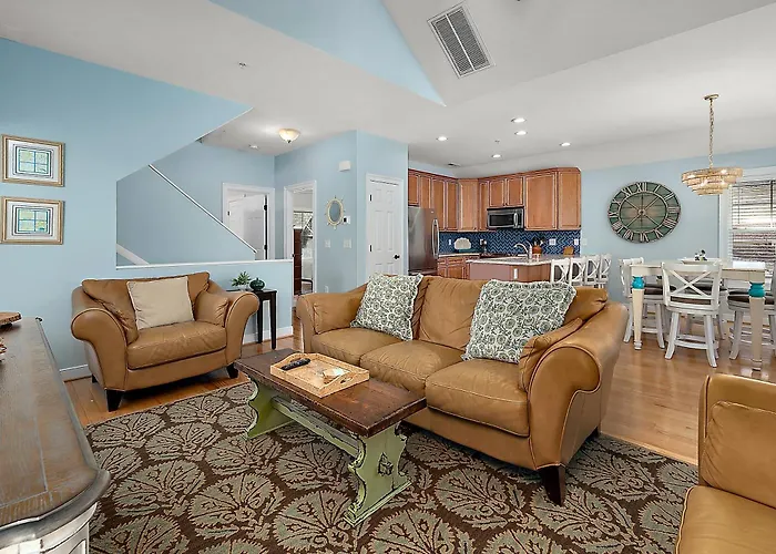 14111 Fiesta Rd - Cape Canoe